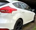 Белый Форд Фокус, объемом двигателя 2 л и пробегом 142 тыс. км за 10000 $, фото 3 на Automoto.ua