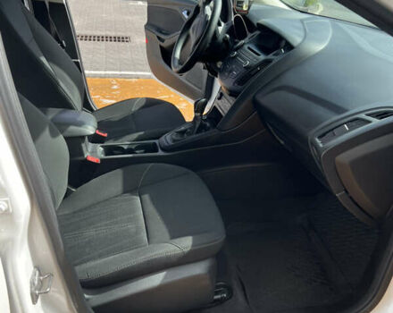 Белый Форд Фокус, объемом двигателя 2 л и пробегом 171 тыс. км за 7789 $, фото 10 на Automoto.ua