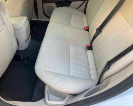 Белый Форд Фокус, объемом двигателя 2 л и пробегом 76 тыс. км за 1750 $, фото 10 на Automoto.ua