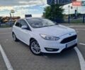 Білий Форд Фокус, об'ємом двигуна 1.5 л та пробігом 200 тис. км за 9000 $, фото 3 на Automoto.ua