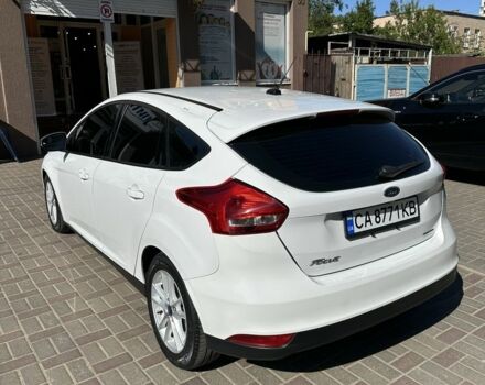 Білий Форд Фокус, об'ємом двигуна 2 л та пробігом 233 тис. км за 6000 $, фото 3 на Automoto.ua