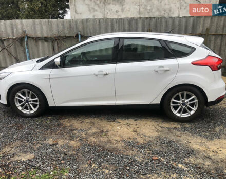 Белый Форд Фокус, объемом двигателя 2 л и пробегом 297 тыс. км за 7500 $, фото 7 на Automoto.ua