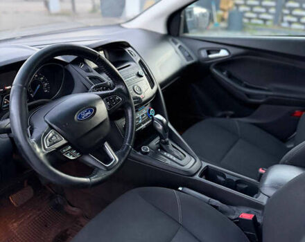 Форд Фокус 2016 в Киеве на Automoto.ua Белый Форд Фокус, объемом двигателя 2 л и пробегом 165 тыс. км за 6750 $, фото 6 на Automoto.ua
