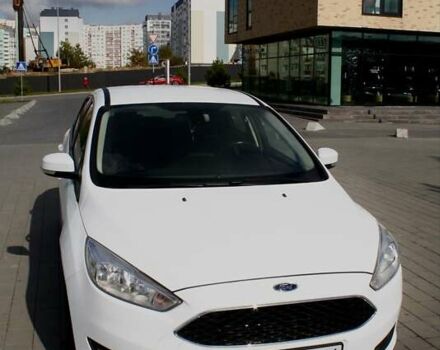 Белый Форд Фокус, объемом двигателя 1 л и пробегом 115 тыс. км за 9000 $, фото 7 на Automoto.ua