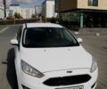 Белый Форд Фокус, объемом двигателя 1 л и пробегом 115 тыс. км за 9000 $, фото 7 на Automoto.ua
