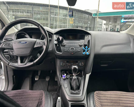 Білий Форд Фокус, об'ємом двигуна 1 л та пробігом 228 тис. км за 6800 $, фото 6 на Automoto.ua