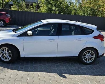 Белый Форд Фокус, объемом двигателя 2 л и пробегом 213 тыс. км за 8999 $, фото 1 на Automoto.ua