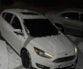 Білий Форд Фокус, об'ємом двигуна 2 л та пробігом 207 тис. км за 8500 $, фото 2 на Automoto.ua
