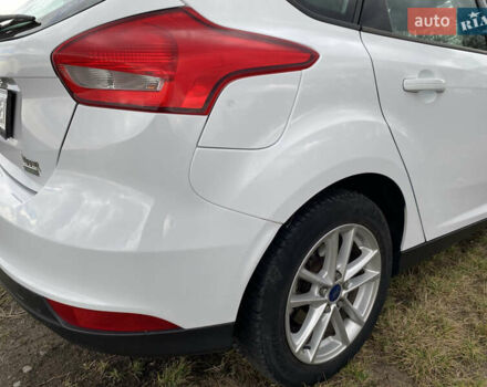 Білий Форд Фокус, об'ємом двигуна 1 л та пробігом 177 тис. км за 10100 $, фото 29 на Automoto.ua