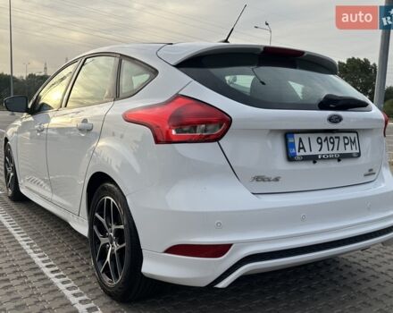 Білий Форд Фокус, об'ємом двигуна 2 л та пробігом 21 тис. км за 10700 $, фото 9 на Automoto.ua
