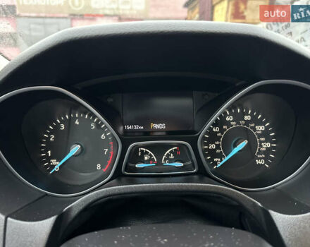 Білий Форд Фокус, об'ємом двигуна 2 л та пробігом 154 тис. км за 8700 $, фото 41 на Automoto.ua