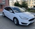 Белый Форд Фокус, объемом двигателя 2 л и пробегом 75 тыс. км за 10500 $, фото 3 на Automoto.ua