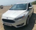 Белый Форд Фокус, объемом двигателя 2 л и пробегом 150 тыс. км за 10000 $, фото 1 на Automoto.ua