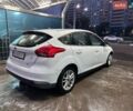 Белый Форд Фокус, объемом двигателя 2 л и пробегом 235 тыс. км за 5500 $, фото 3 на Automoto.ua