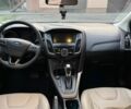 Білий Форд Фокус, об'ємом двигуна 2 л та пробігом 175 тис. км за 9900 $, фото 8 на Automoto.ua