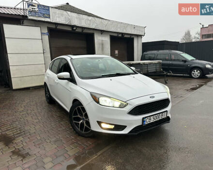 Білий Форд Фокус, об'ємом двигуна 2 л та пробігом 154 тис. км за 8700 $, фото 2 на Automoto.ua