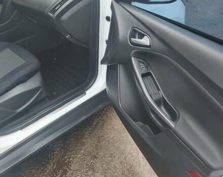 Белый Форд Фокус, объемом двигателя 1.5 л и пробегом 216 тыс. км за 9500 $, фото 8 на Automoto.ua