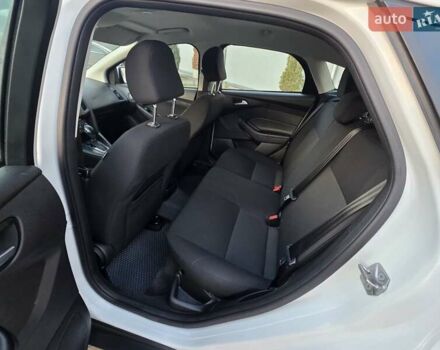 Белый Форд Фокус, объемом двигателя 2 л и пробегом 149 тыс. км за 7650 $, фото 37 на Automoto.ua