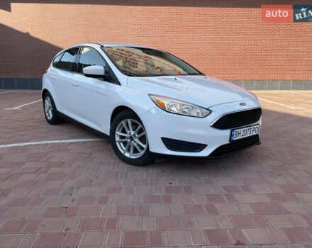 Белый Форд Фокус, объемом двигателя 2 л и пробегом 120 тыс. км за 8999 $, фото 1 на Automoto.ua