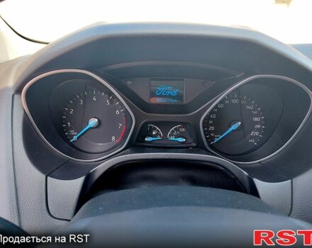 Білий Форд Фокус, об'ємом двигуна 1.6 л та пробігом 85 тис. км за 12500 $, фото 6 на Automoto.ua