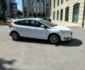 Білий Форд Фокус, об'ємом двигуна 1 л та пробігом 123 тис. км за 7500 $, фото 2 на Automoto.ua