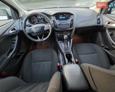 Белый Форд Фокус, объемом двигателя 2 л и пробегом 149 тыс. км за 7650 $, фото 38 на Automoto.ua