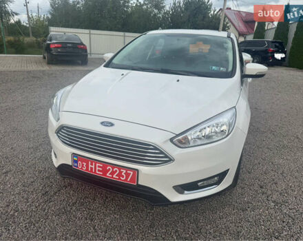 Белый Форд Фокус, объемом двигателя 2 л и пробегом 169 тыс. км за 9800 $, фото 1 на Automoto.ua