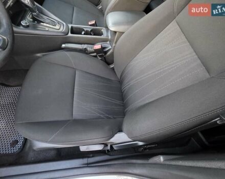 Белый Форд Фокус, объемом двигателя 2 л и пробегом 149 тыс. км за 7650 $, фото 42 на Automoto.ua