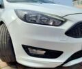Белый Форд Фокус, объемом двигателя 1.5 л и пробегом 161 тыс. км за 12500 $, фото 3 на Automoto.ua