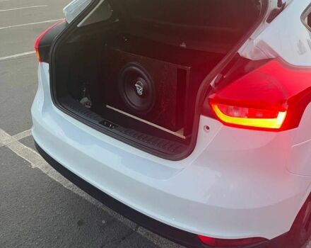 Білий Форд Фокус, об'ємом двигуна 1.5 л та пробігом 57 тис. км за 10200 $, фото 3 на Automoto.ua