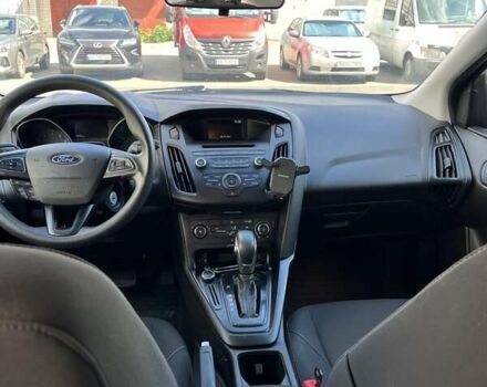 Белый Форд Фокус, объемом двигателя 2 л и пробегом 75 тыс. км за 10500 $, фото 6 на Automoto.ua