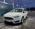 Белый Форд Фокус, объемом двигателя 2 л и пробегом 235 тыс. км за 5500 $, фото 1 на Automoto.ua