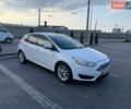 Белый Форд Фокус, объемом двигателя 2 л и пробегом 194 тыс. км за 9299 $, фото 1 на Automoto.ua
