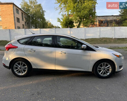 Білий Форд Фокус, об'ємом двигуна 2 л та пробігом 99 тис. км за 9400 $, фото 5 на Automoto.ua