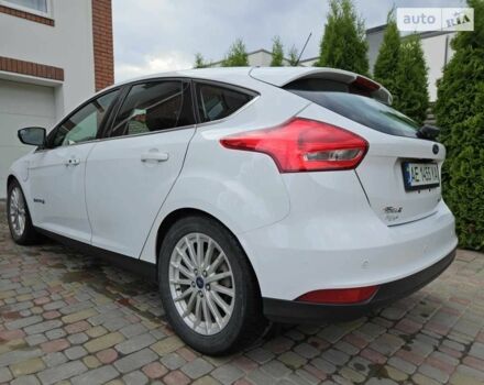 Білий Форд Фокус, об'ємом двигуна 0 л та пробігом 79 тис. км за 7200 $, фото 9 на Automoto.ua