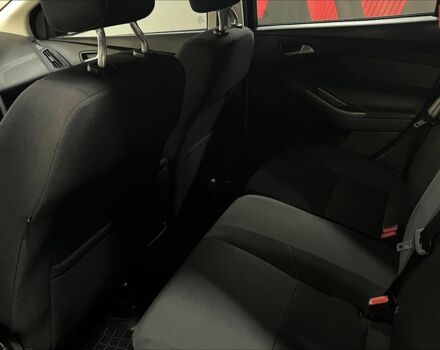 Білий Форд Фокус, об'ємом двигуна 1 л та пробігом 99 тис. км за 8200 $, фото 7 на Automoto.ua
