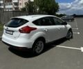 Білий Форд Фокус, об'ємом двигуна 2 л та пробігом 210 тис. км за 8399 $, фото 4 на Automoto.ua