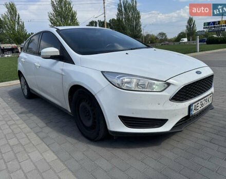 Белый Форд Фокус, объемом двигателя 1.6 л и пробегом 162 тыс. км за 8750 $, фото 1 на Automoto.ua