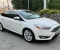 Білий Форд Фокус, об'ємом двигуна 2 л та пробігом 175 тис. км за 9900 $, фото 4 на Automoto.ua