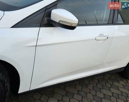 Белый Форд Фокус, объемом двигателя 2 л и пробегом 149 тыс. км за 7650 $, фото 23 на Automoto.ua