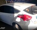Белый Форд Фокус, объемом двигателя 2 л и пробегом 200 тыс. км за 3500 $, фото 1 на Automoto.ua