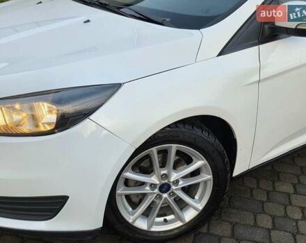 Белый Форд Фокус, объемом двигателя 2 л и пробегом 149 тыс. км за 7650 $, фото 22 на Automoto.ua