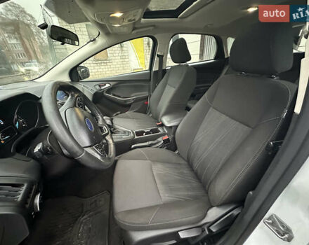 Білий Форд Фокус, об'ємом двигуна 2 л та пробігом 154 тис. км за 8700 $, фото 30 на Automoto.ua