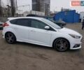 Білий Форд Фокус, об'ємом двигуна 2 л та пробігом 34 тис. км за 13600 $, фото 9 на Automoto.ua