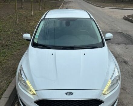 Белый Форд Фокус, объемом двигателя 1.5 л и пробегом 154 тыс. км за 9750 $, фото 3 на Automoto.ua