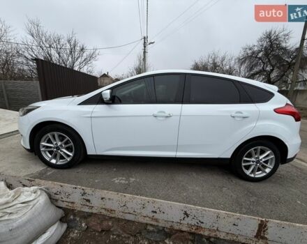 Белый Форд Фокус, объемом двигателя 1 л и пробегом 212 тыс. км за 8450 $, фото 4 на Automoto.ua