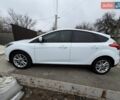 Белый Форд Фокус, объемом двигателя 1 л и пробегом 212 тыс. км за 8450 $, фото 4 на Automoto.ua