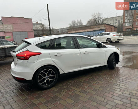 Білий Форд Фокус, об'ємом двигуна 2 л та пробігом 154 тис. км за 8700 $, фото 13 на Automoto.ua