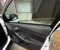 Белый Форд Фокус, объемом двигателя 1 л и пробегом 212 тыс. км за 8450 $, фото 11 на Automoto.ua