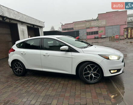 Білий Форд Фокус, об'ємом двигуна 2 л та пробігом 154 тис. км за 8700 $, фото 7 на Automoto.ua